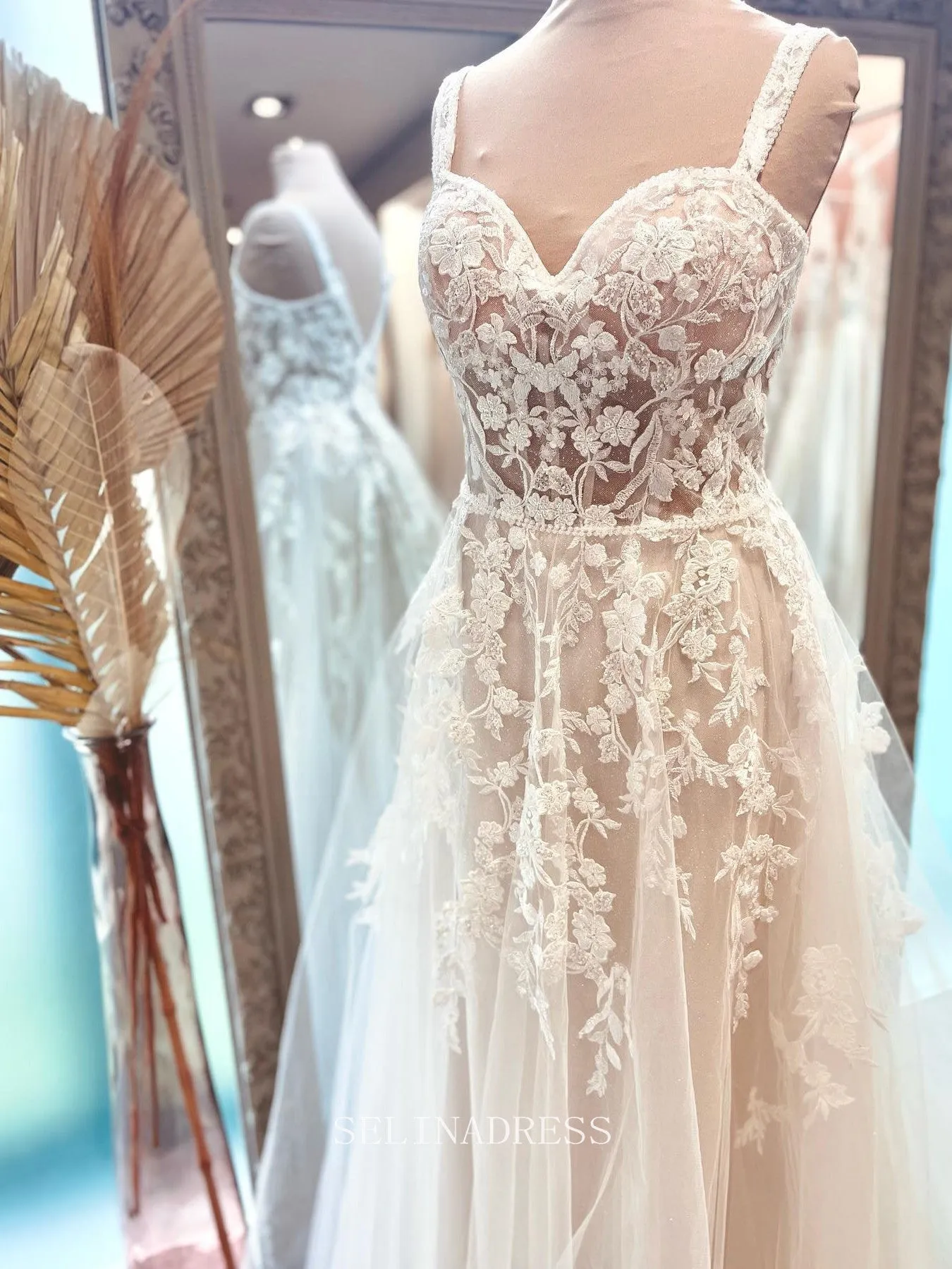 A-line Straps Romantic Lace Country Wedding Dresses LOP610