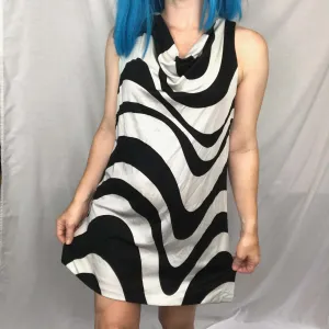 Vintage 60s | Black & White Mod Groovy Scooter GoGo Boho Hippie Mini Dress | M/L