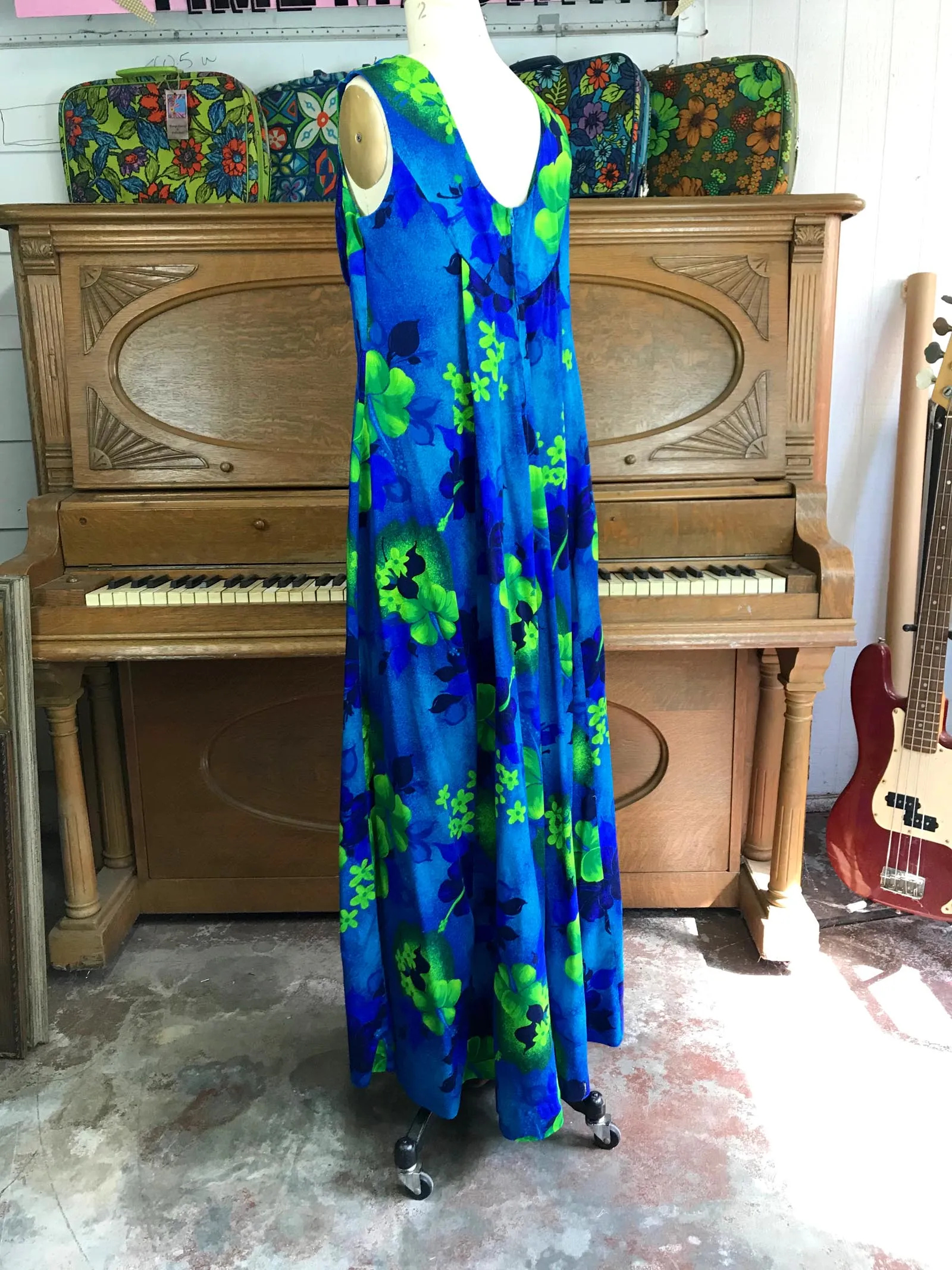 Vintage 70s | Mod Tiki Hawaiian Tropical Floral Sleeveless Boho Maxi Dress | M